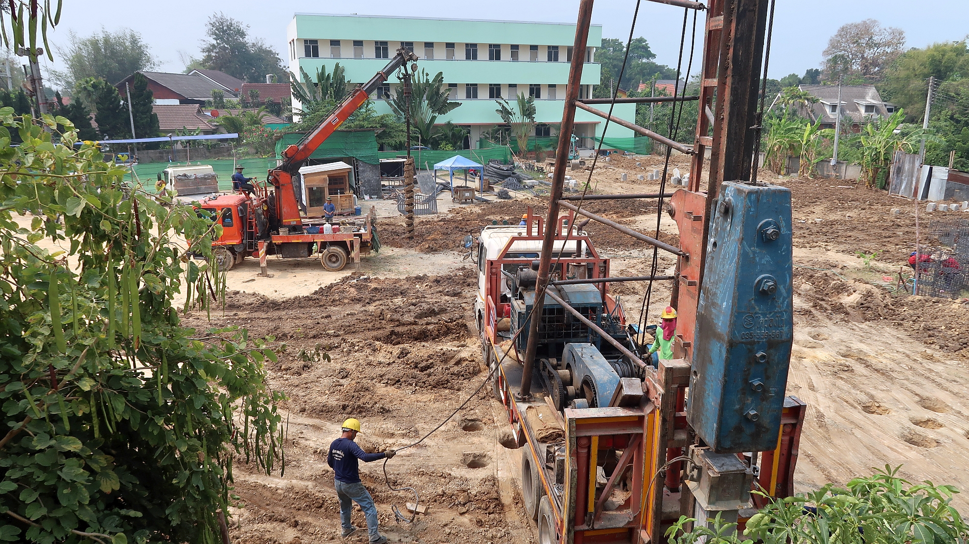 新天聖經學院打樁