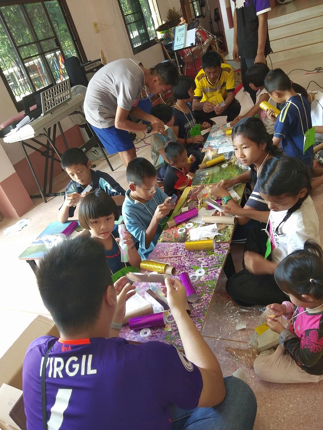 兒童營製作萬花筒