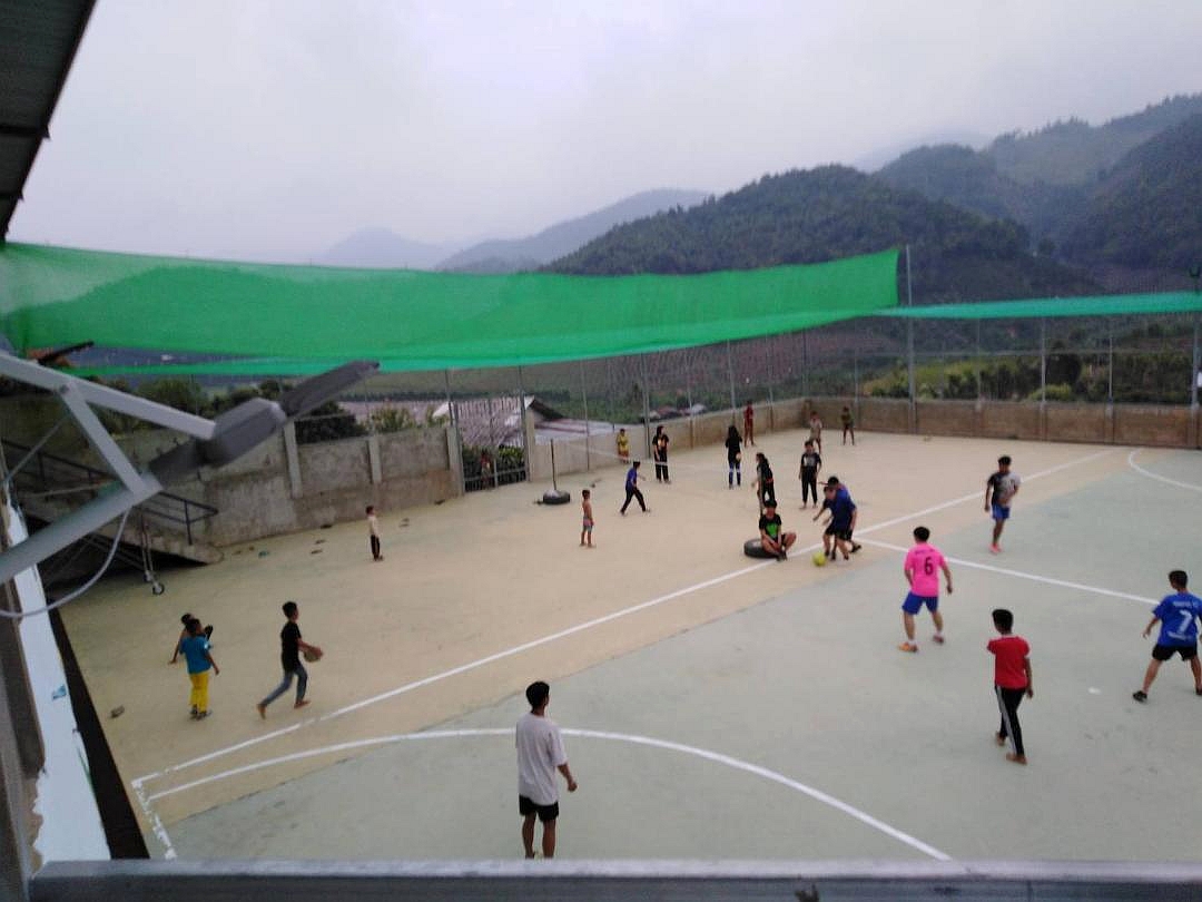 惠密廉佈道所運動場一角