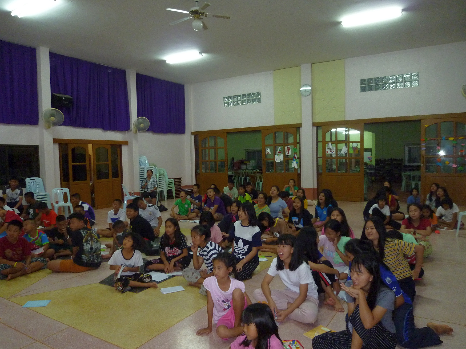 學生也很專心上中文課