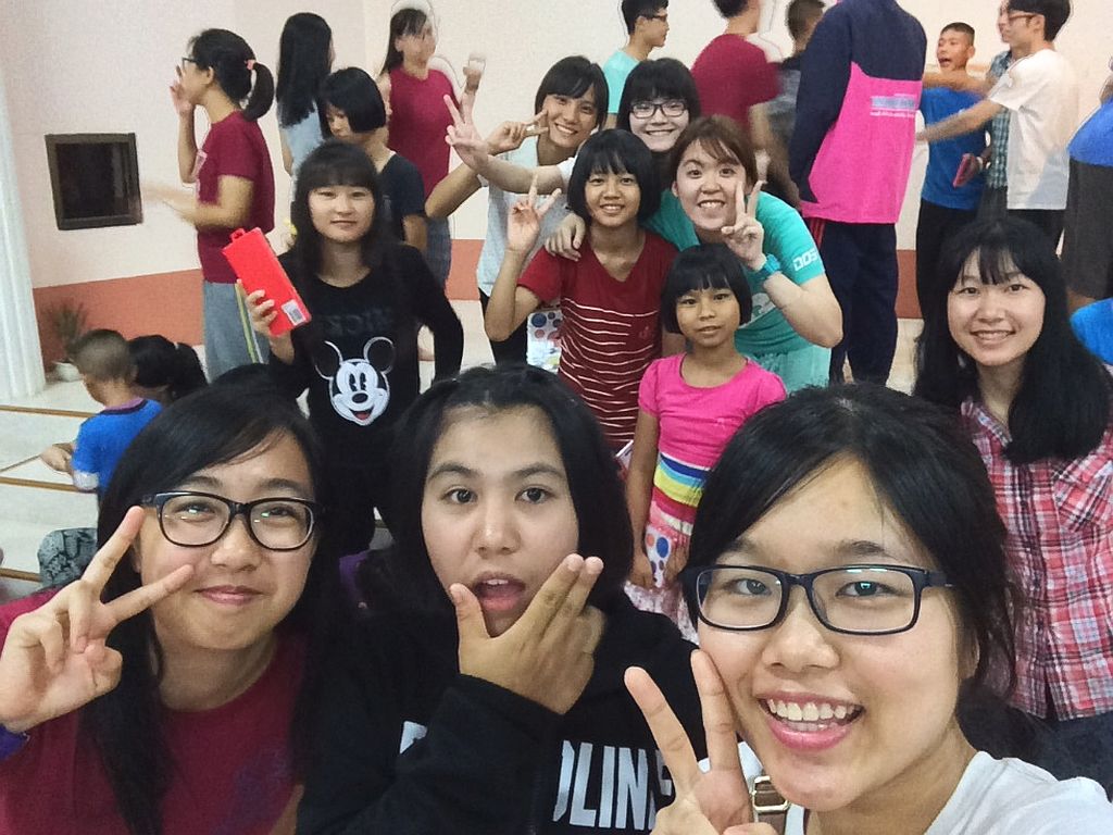 與短宣探訪隊的合照